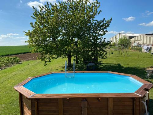 Complexe familial in Champagne-sur-Vingeanne