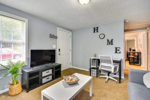 Charming Lexington Home - 2 Mi to Downtown! in Lexington, USA