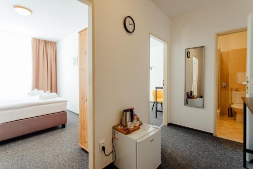 2 bedrooms, 2 beds