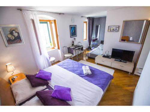Sunny Promenade Studio, Split (photo 10)