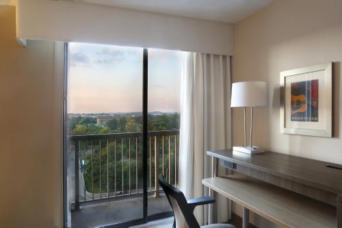 Holiday Inn Nashville Vanderbilt by IHG in Nashville, USA