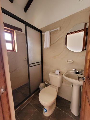 Quadruple Room with Balcony image 7