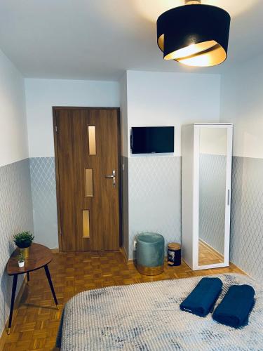 ClickTheFlat Solidarności City Center Apart Rooms – Warsaw, NM