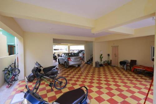 Aditya Home Stay Tirupathi