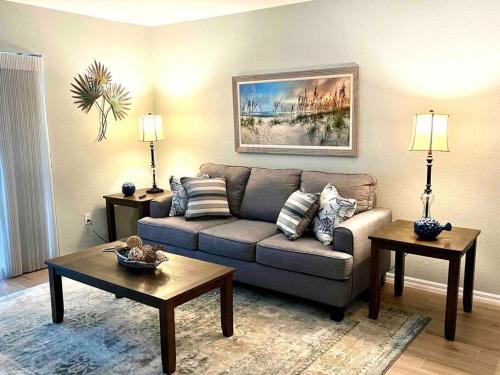 Oasis Away Englewood, Florida! Spacious home w/ heated pool thumb 4