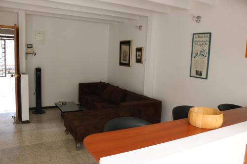 APARTAMENTOS LIMONAR