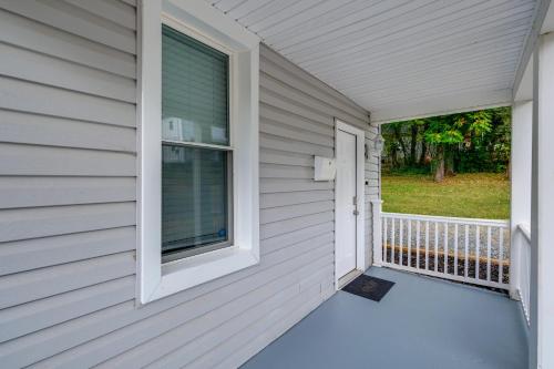 Charming Roanoke Vacation Home - 1 Mi to Downtown!