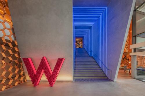 W Sydney - image 8
