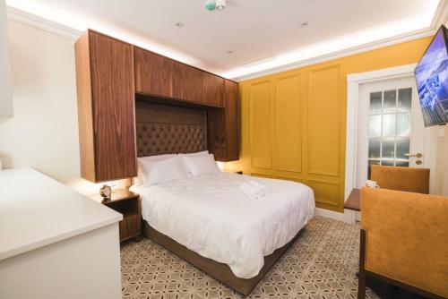 Zebbuga Lavish Suite 2