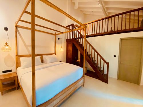 King Suite room in Ivy Lane Galle Fort