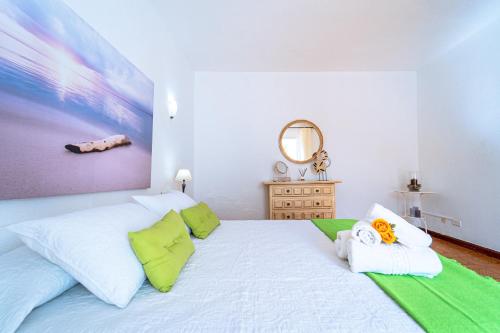 3 bedrooms villa with private pool and wifi at Santa Cruz de Tenerife 1 km away from the beach