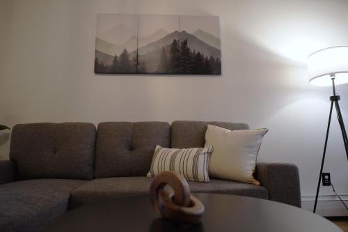 Creekfront near Windham: Game Room, Fire Pit, WiFi in Gilboa, USA