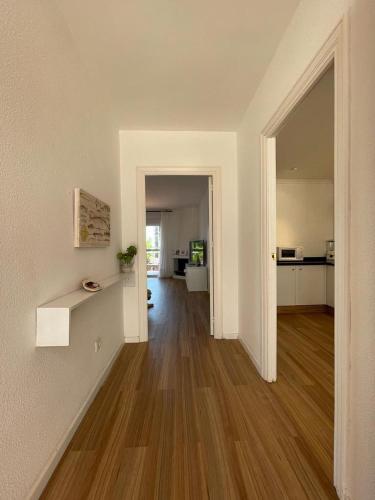 Chalet en primera línea de una planta con piscina privada y acceso directo a la playa Chalet en primera línea de una planta con piscina privada y acceso directo a la playa