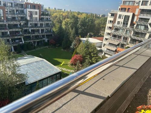 Silver city, Sofia (photo 7)