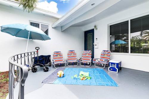 5BD House - Pool+BBQ+King beds - 3 min to beach