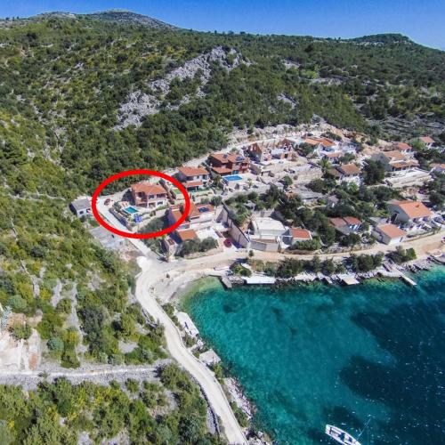 Villa Kamelicina - Accommodation - Vinišće