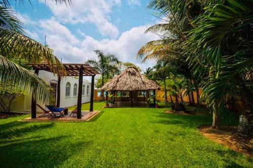Casa Laguna Milagros, a 20 minutos de Bacalar - Ucum