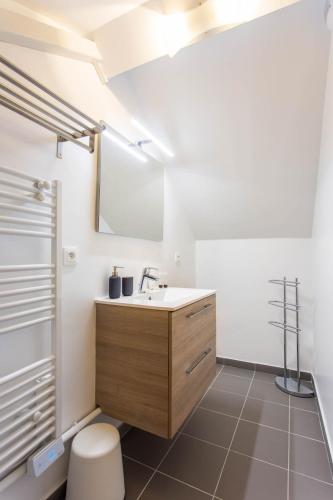 Charming apartment with AC -2BR/8P- Bastille - image 8