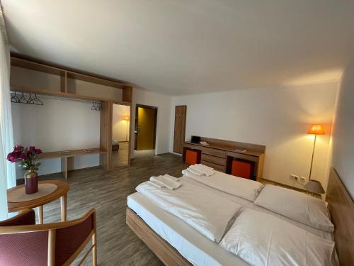 Eurotel am Main - Accommodation - Offenbach