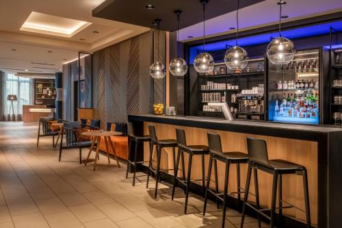 Courtyard by Marriott Cologne - image 11