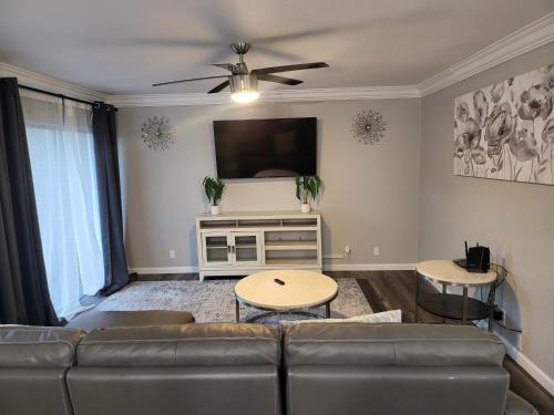 AMAGEE LUXURY CONDO in Grand Prairie, USA