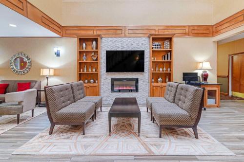 ردهة, Best Western Plus Bradbury Inn & Suites in Waycross