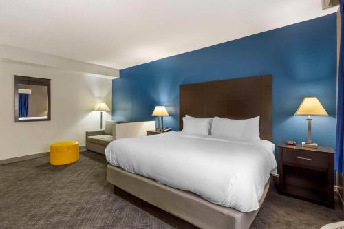 Comfort Inn & Suites Mundelein-Vernon Hills