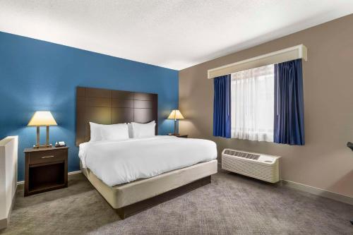 Comfort Inn & Suites Mundelein-Vernon Hills