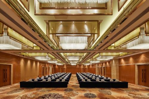 The Westin Nanjing Xuanwu Lake The Westin Nanjing Xuanwu Lake