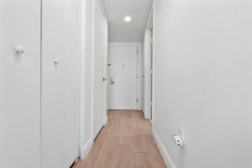 Convenient studio at Beach walk resort Miami 15th in Hollywood, USA
