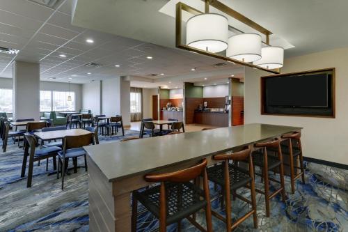 Fairfield Inn & Suites by Marriott Hutchinson