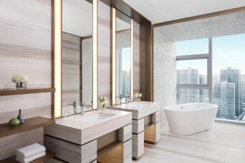 西安蓝海风万怡酒店 西安蓝海风万怡酒店