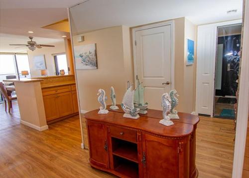 Two-Bedroom Apartment image 6