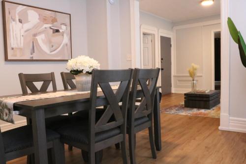 4 bedroom short term rental furnished Apt - Rexford, NY