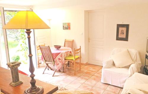 House with 2 bedrooms in Saint Branchs with shared pool furnished garden and WiFi - image 7
