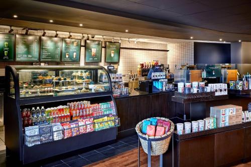 旧金山机场万豪水岸酒店 旧金山机场万豪水岸酒店