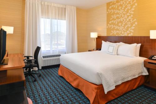 Fairfield Inn & Suites by Marriott Gallup - image 5