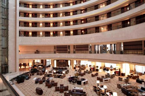 ล็อบบี้, เดอะ เลควิว เทียนสิน - แมริออท เอ็กเซกคิวทีฟ อพาร์ตเมนต์ (The Lakeview, Tianjin -- Marriott Executive Apartments) in ศูนย์ประชุมนานาชาติ