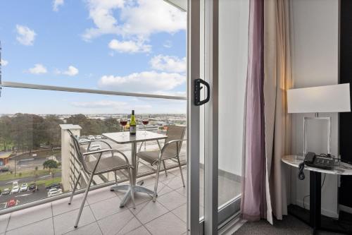 شرفة/ تراس, شقق بروكسيميتي مانوكو - مطار أوكلاند (Proximity Apartments Manukau / Auckland Airport) in مانوكو