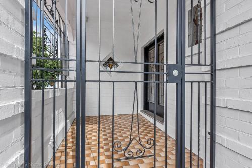 Best on Burnett best location parking sleeps 8