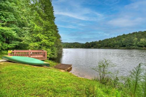 AJs Lake House in Ellijay, USA