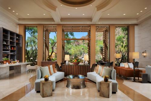 The Canyon Suites At The Phoenician, A Luxury Collection Resort