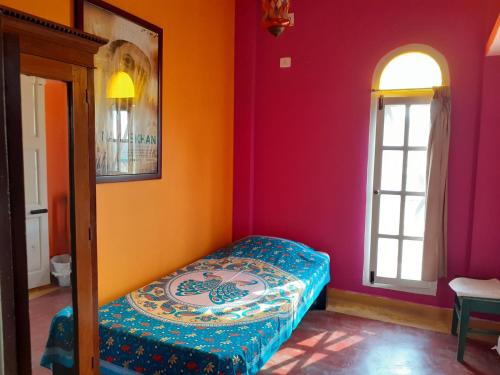 Standard Single Room image 8