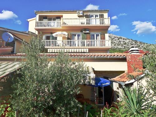 Apartment Grande Vista in Starigrad Paklenica with a large terrace