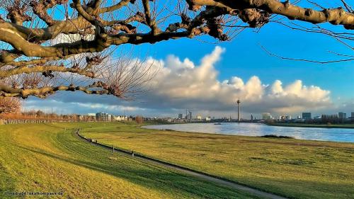 Neuss Apartment - Perfectly Located Between Köln & Düsseldorf