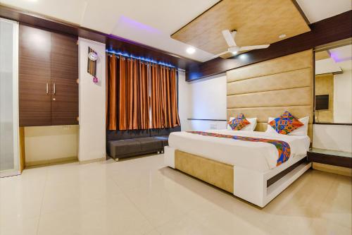 FabHotel Shree Gopal Residency