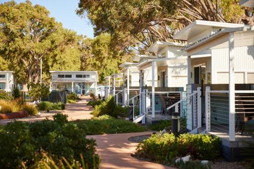 Buitenkant, RAC Cervantes Holiday Park in Cervantes
