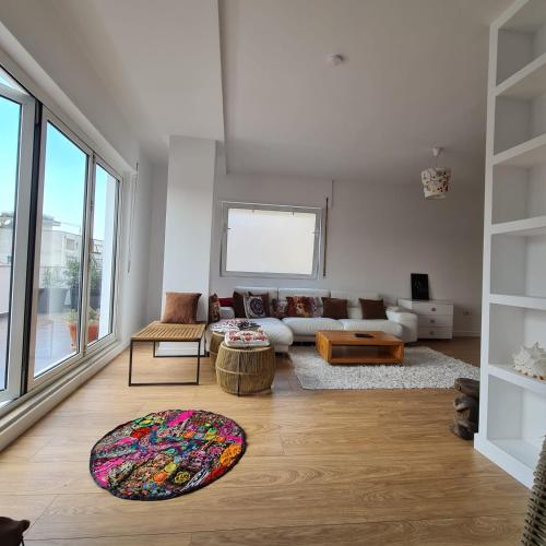 140m2 Top FloorCentral Loft 24hr Self Check-in, Tirana (photo 6)
