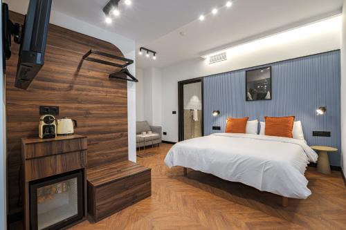 Style Suites by Olala Homes in Puente de Vallecas