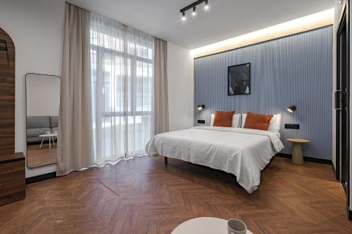 Style Suites by Olala Homes in Puente de Vallecas